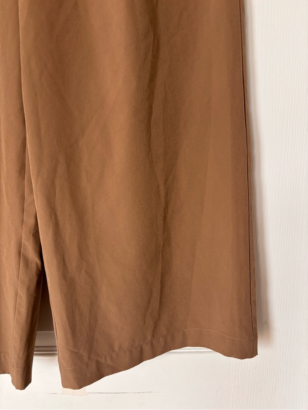 Varley Kayson Wide leg Pant Trousers Camel soft flex material Medium - Picture 4 of 11